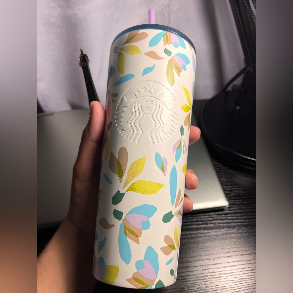 Starbucks 2023 Winter White Floral Floating Snowdrops Stainless Steel Tumbler